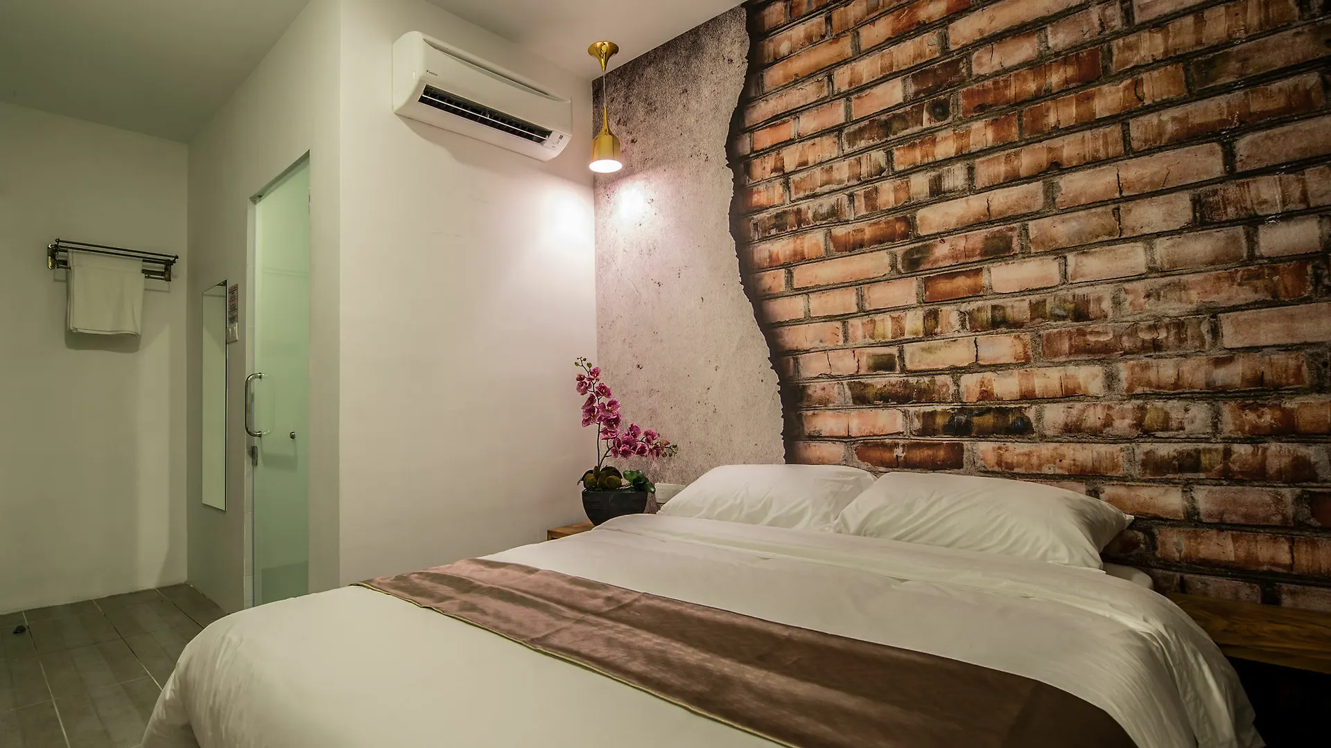 Oyo 89355 Big Big Hotel Johor Bahru